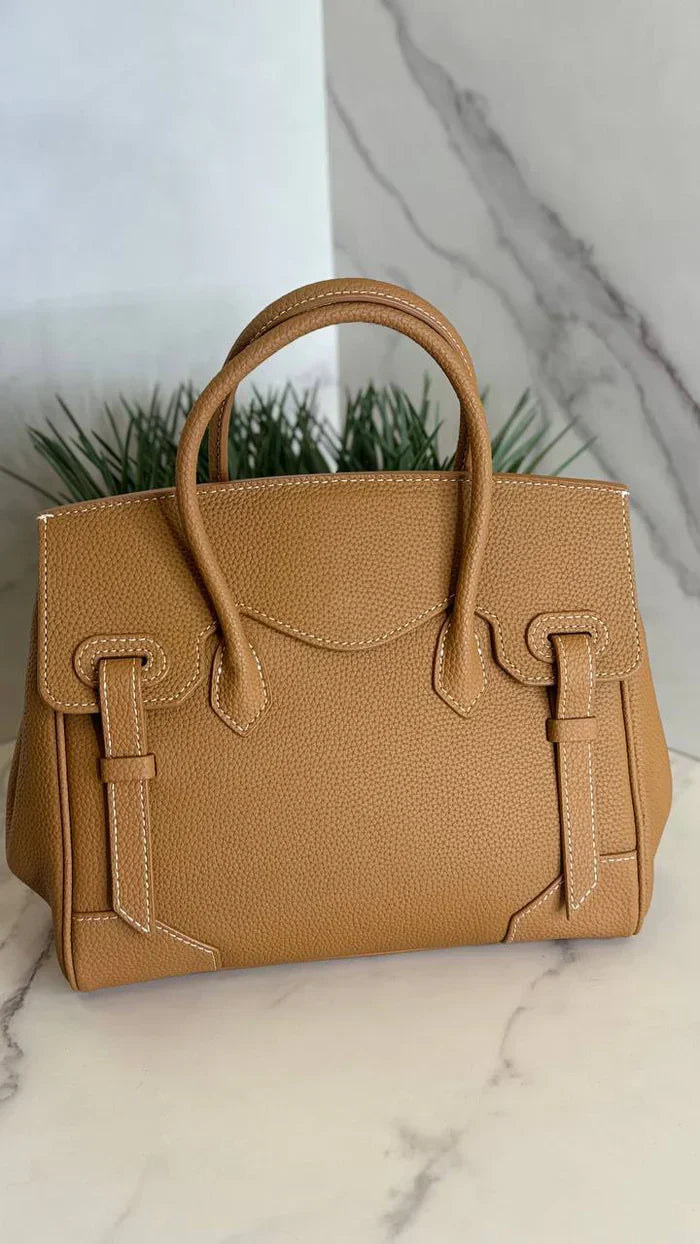 Evina Blackwood Carry